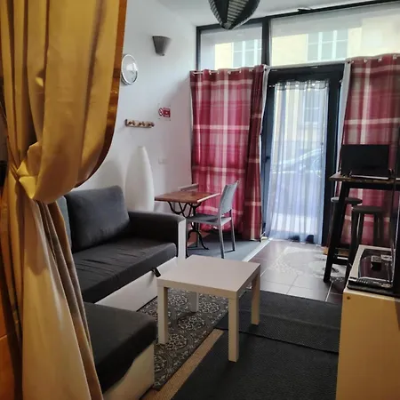 Le Port Apartment Caen